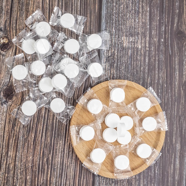 Disposable Towel Tablets 100PCS Mini White Soft Nonwoven Biodegradable Cotton Napkin Tissue Outdoor Travel Compressed Towel